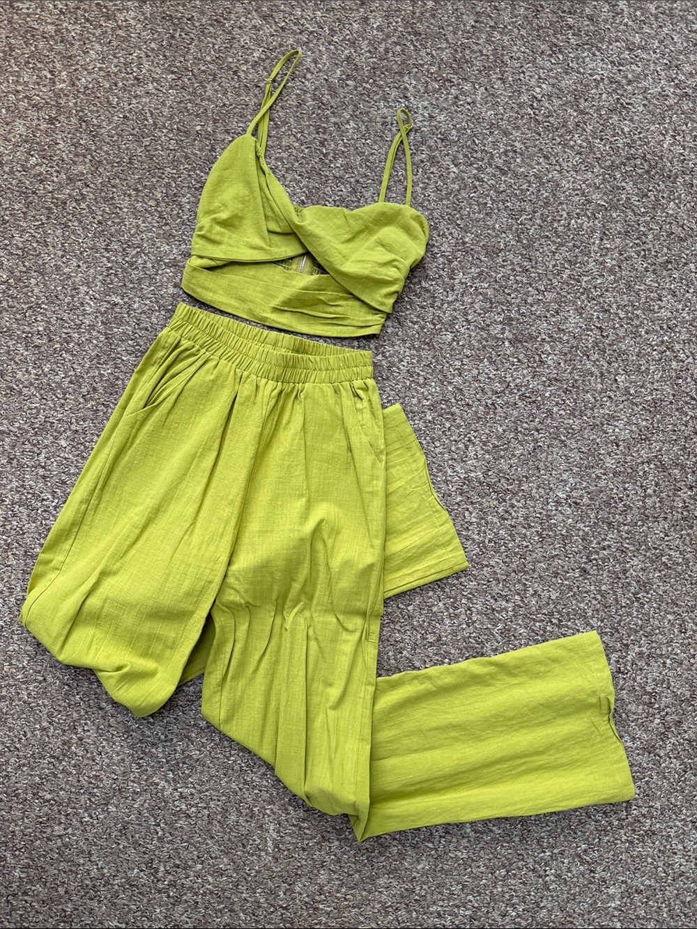 Hers& Mine Lime Green two piece set
